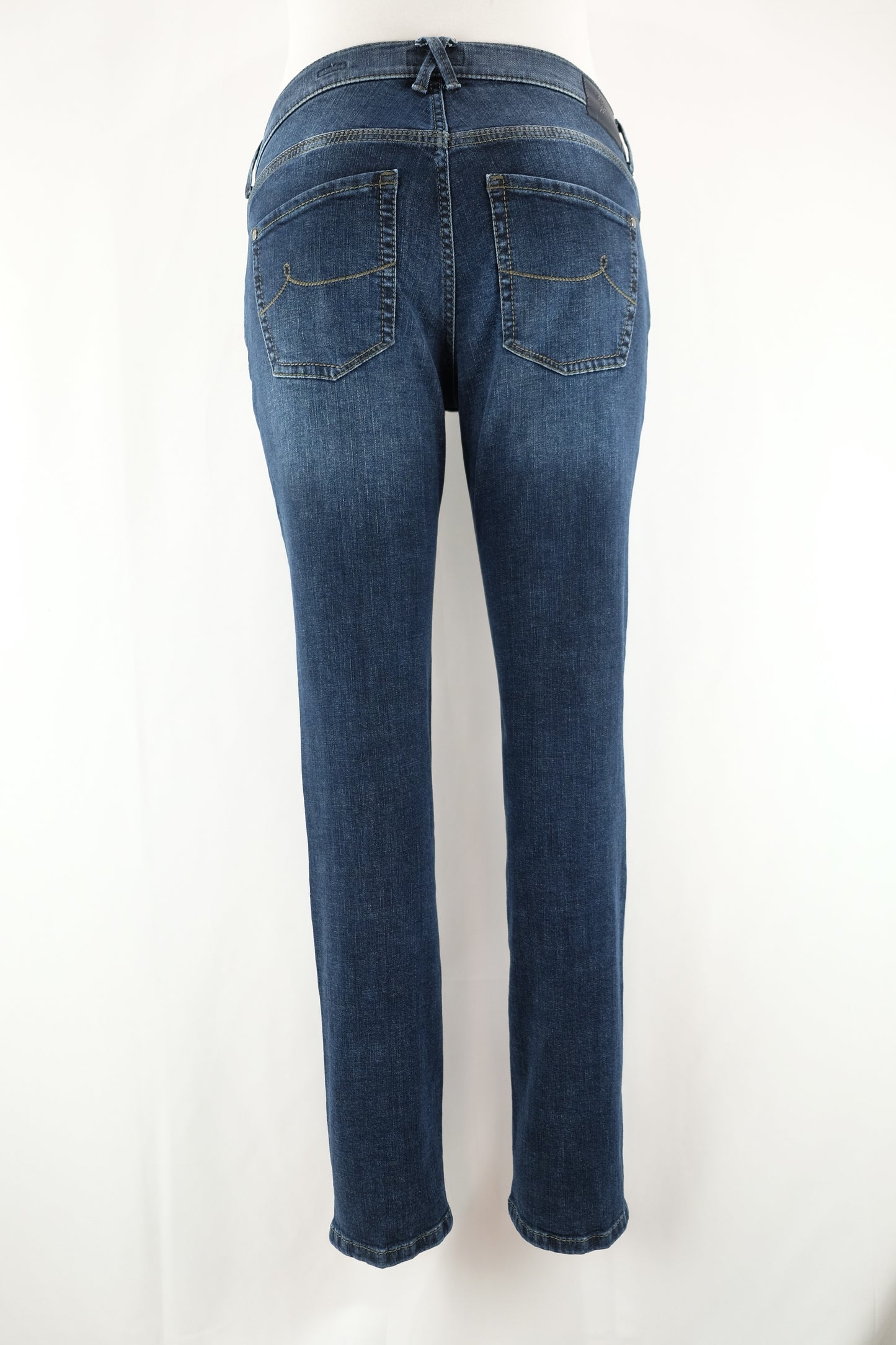 Sally | Pioneer Woman | 3291 5016