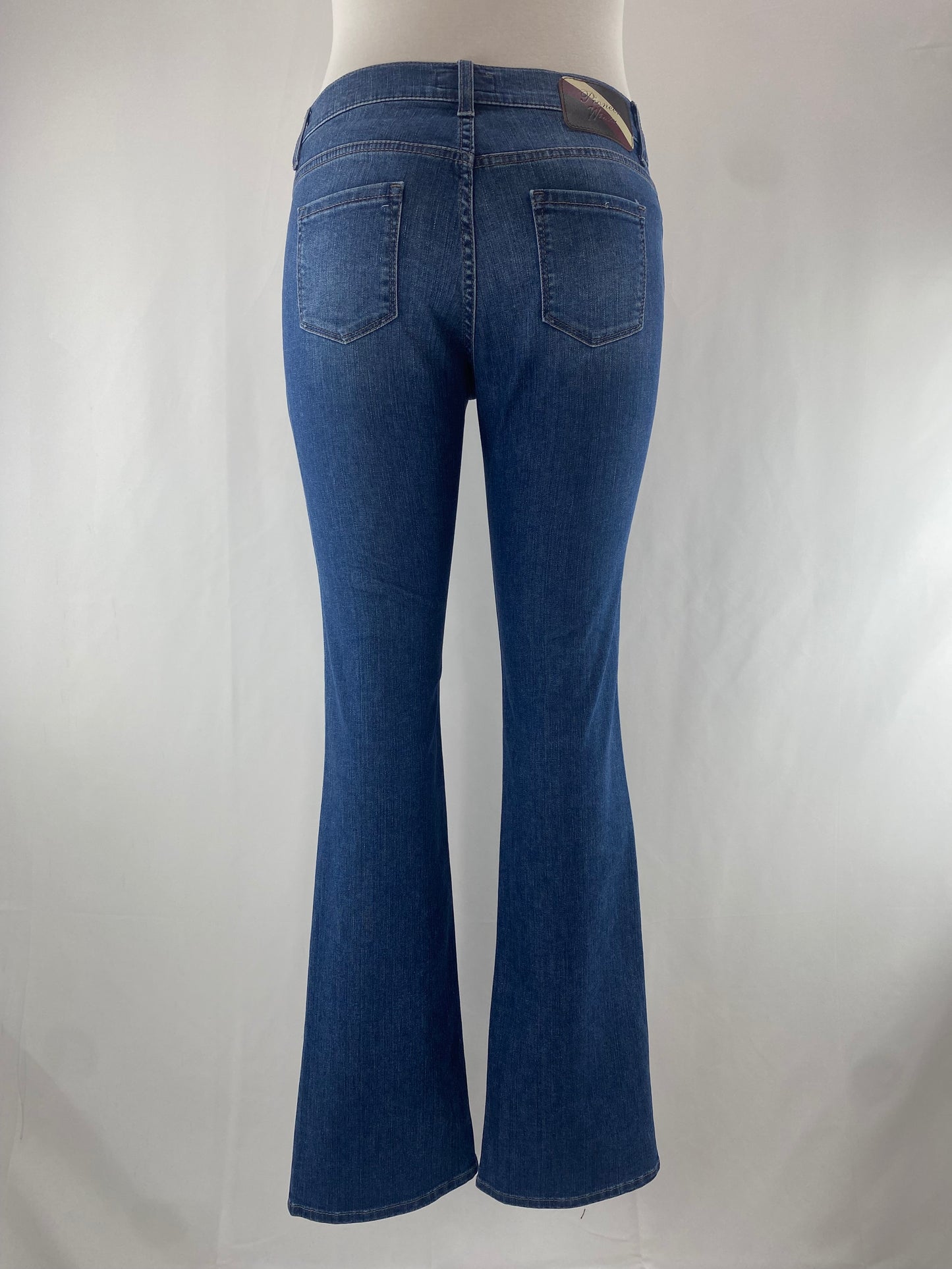 Emilia | Pioneer Woman | 3050 5075