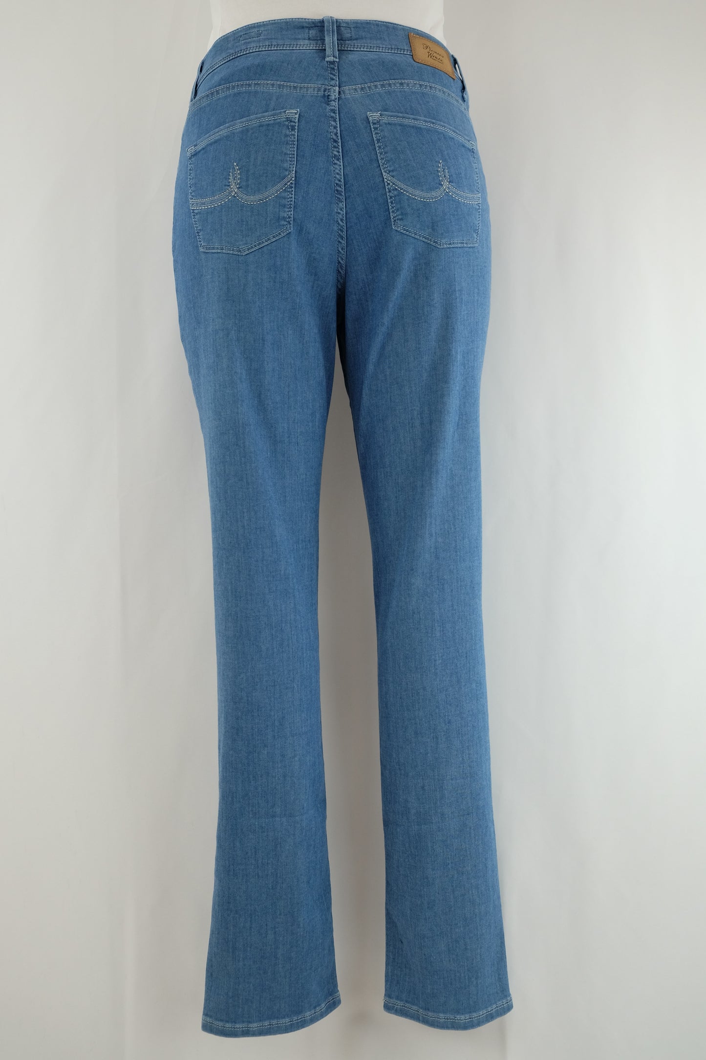 Betty | Pioneer | 3098 4021