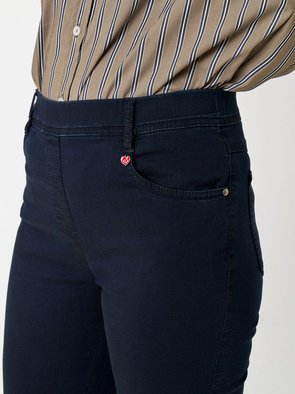 Alice Dark Blue Bild 4