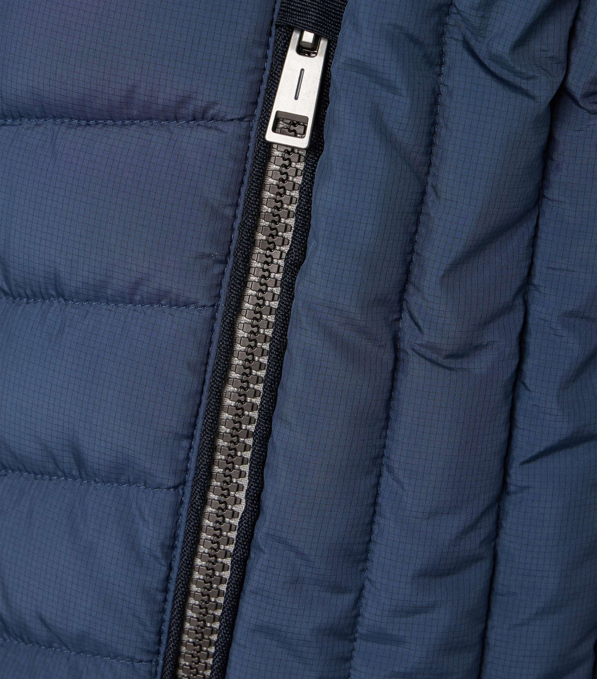 Light Weight Vest aqua bis pet Bild 3