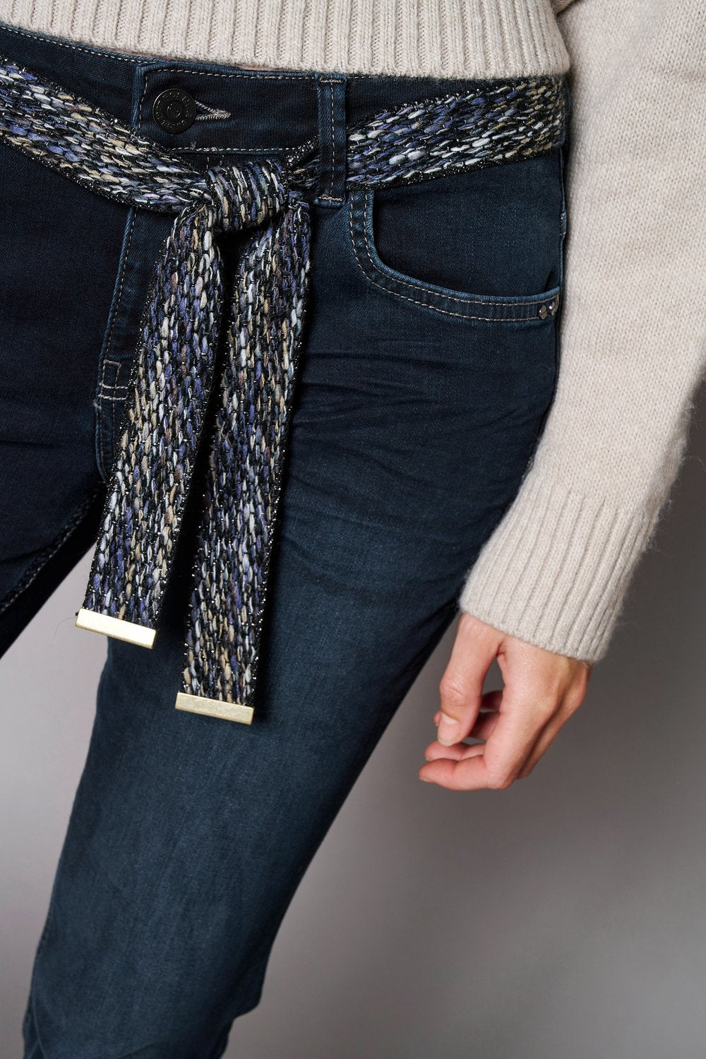 Masha_Girlfriend_097 blue black Bild 4