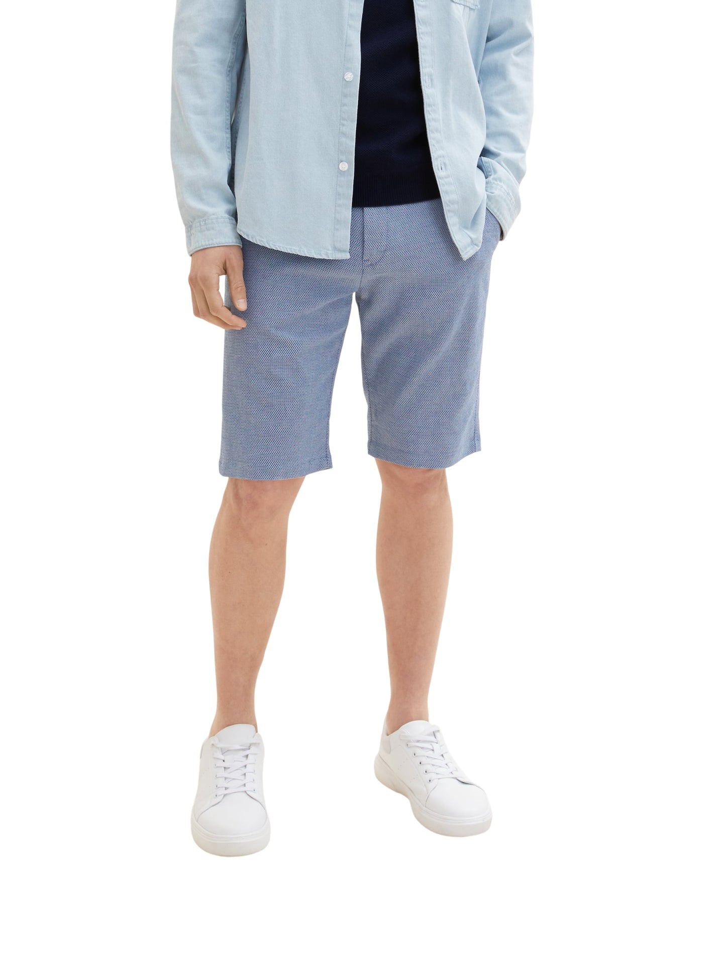 slim chino bermuda with belt chambray blue Bild 2