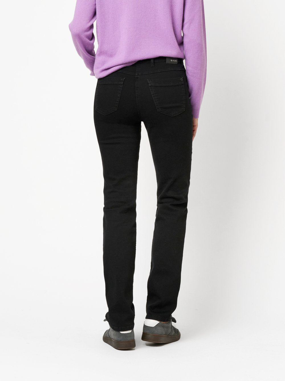 be loved Black Bild 3