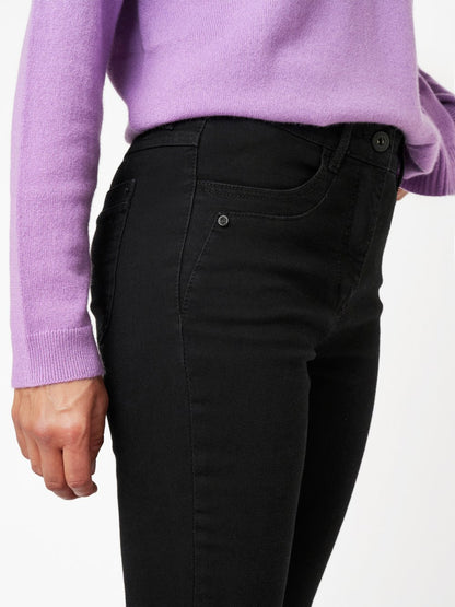 be loved Black Bild 4